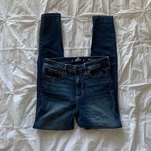hollister dark wash high-rise skinny jeans